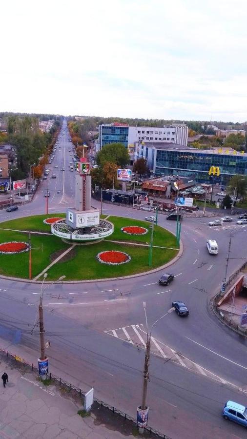 Vip Апартаменты. Центр, Проспект Мира 35 Krivoi Rog Exterior foto